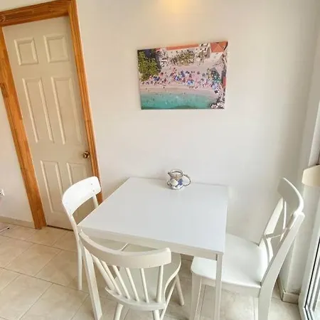 Laganini Mit Balkon * Podstrana