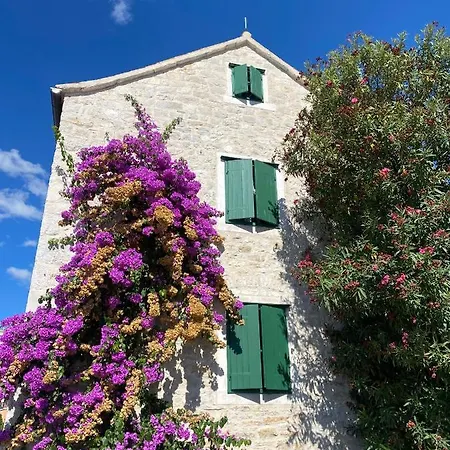 Lägenhet Laganini Mit Balkon Podstrana